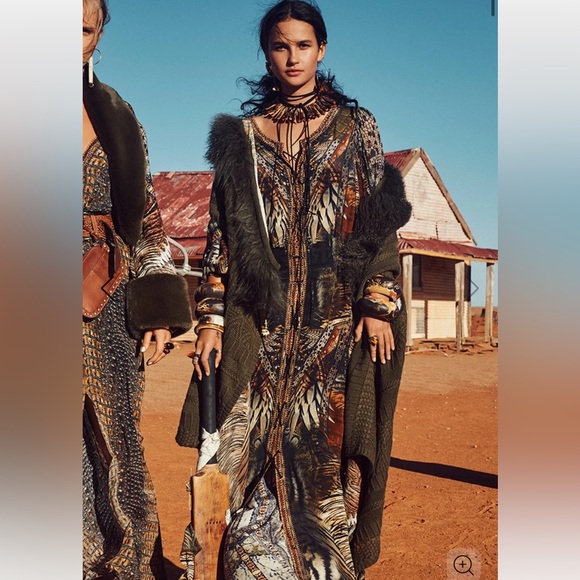 Camila Kakadu Calling Shearling Cape Vest - Picture 3 of 15